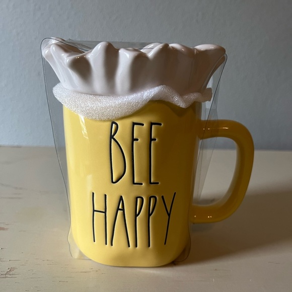 Rae Dunn Other - Rae Dunn - BEE HAPPY topper mug